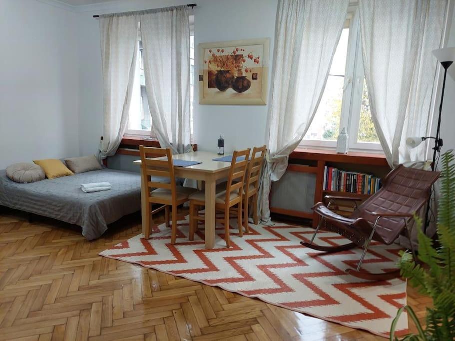 Domin Domin Apartment Czestochowa Bagian luar foto